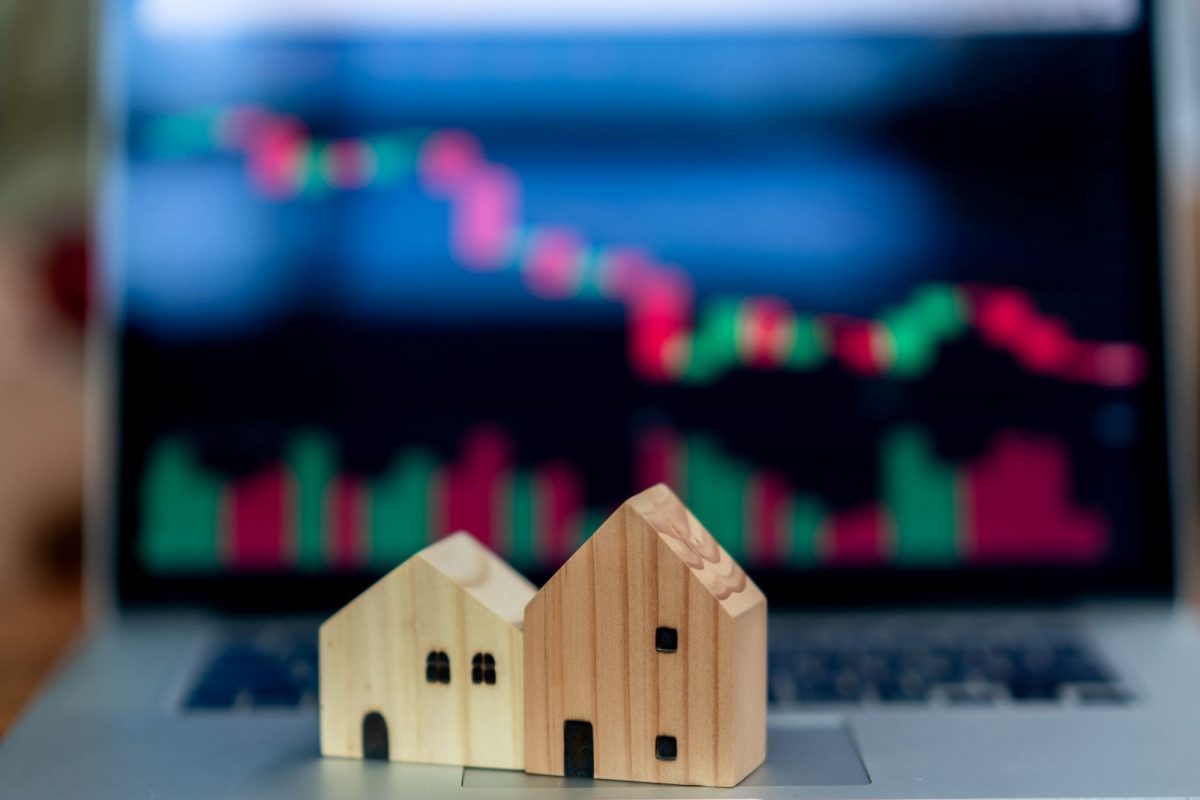 A professional conceptual representation of a stock market dashboard and a golden key, symbolizing how to unlock liquidity from listed share positions.