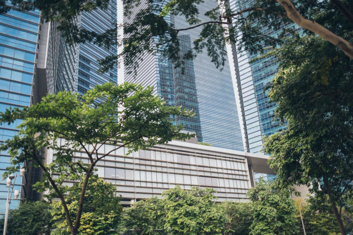 Business owners and finance executives reviewing complex financing structures for a special situations loan in Asia Pacific.