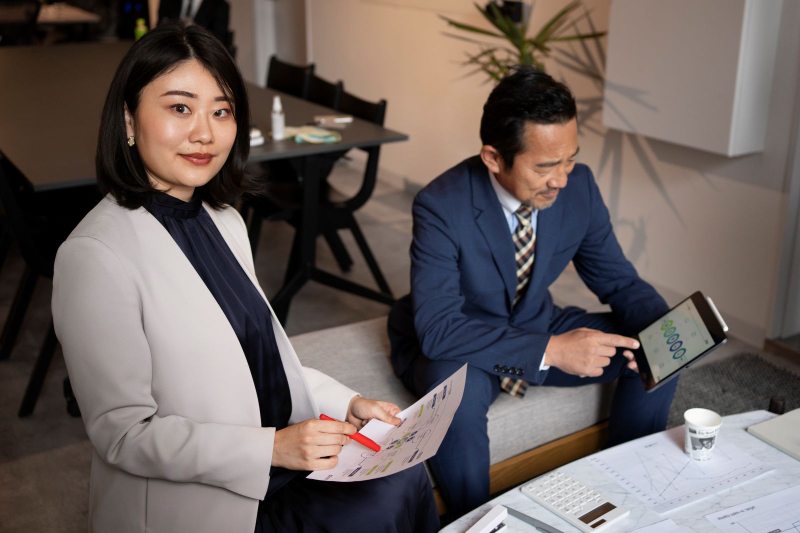 Singapore business executives discussing corporate private credit and alternative financing solutions for mid-market companies