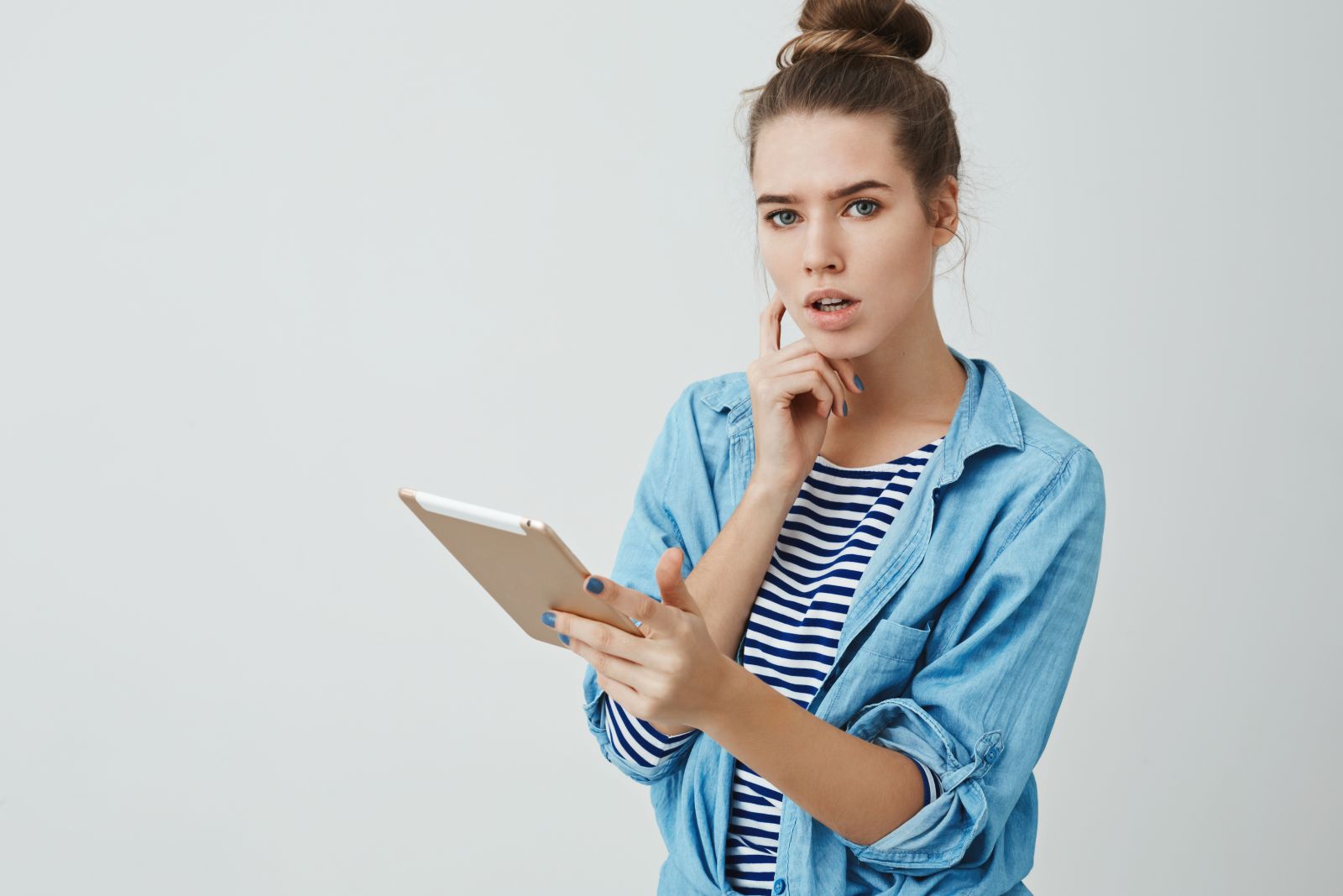 International investor reviewing frequently asked questions about US mortgages, DSCR loans, LLC ownership, and real estate investing